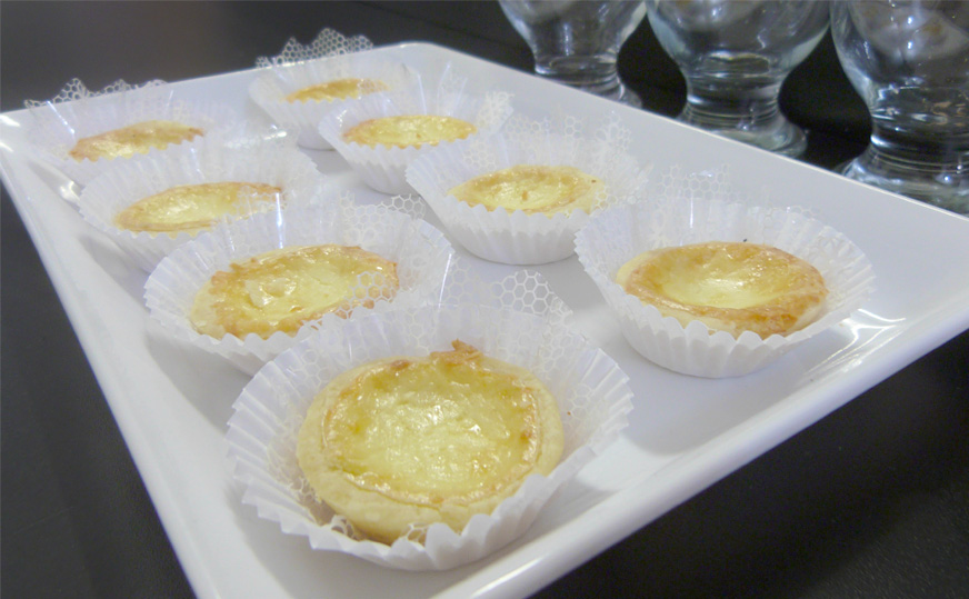 Quiches assados na hora para festa teen